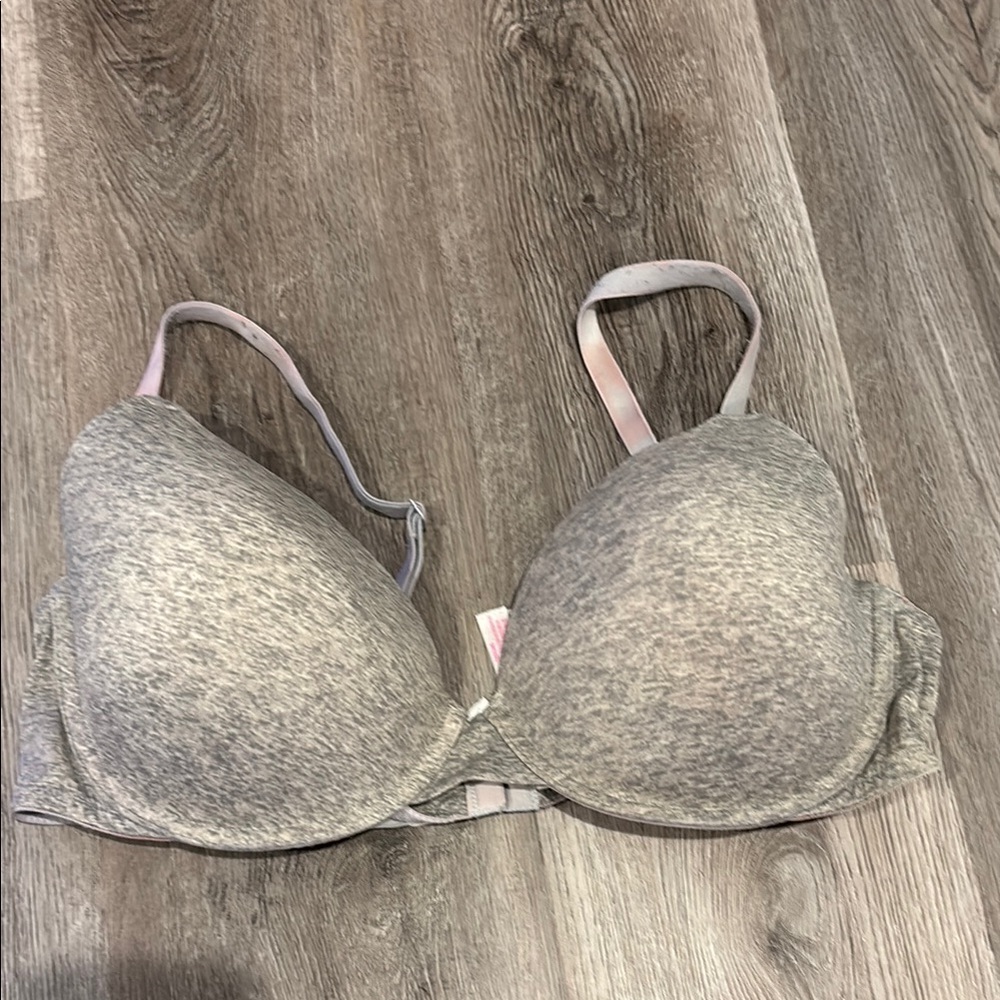 PINK Victoria's Secret Light Gray Bra